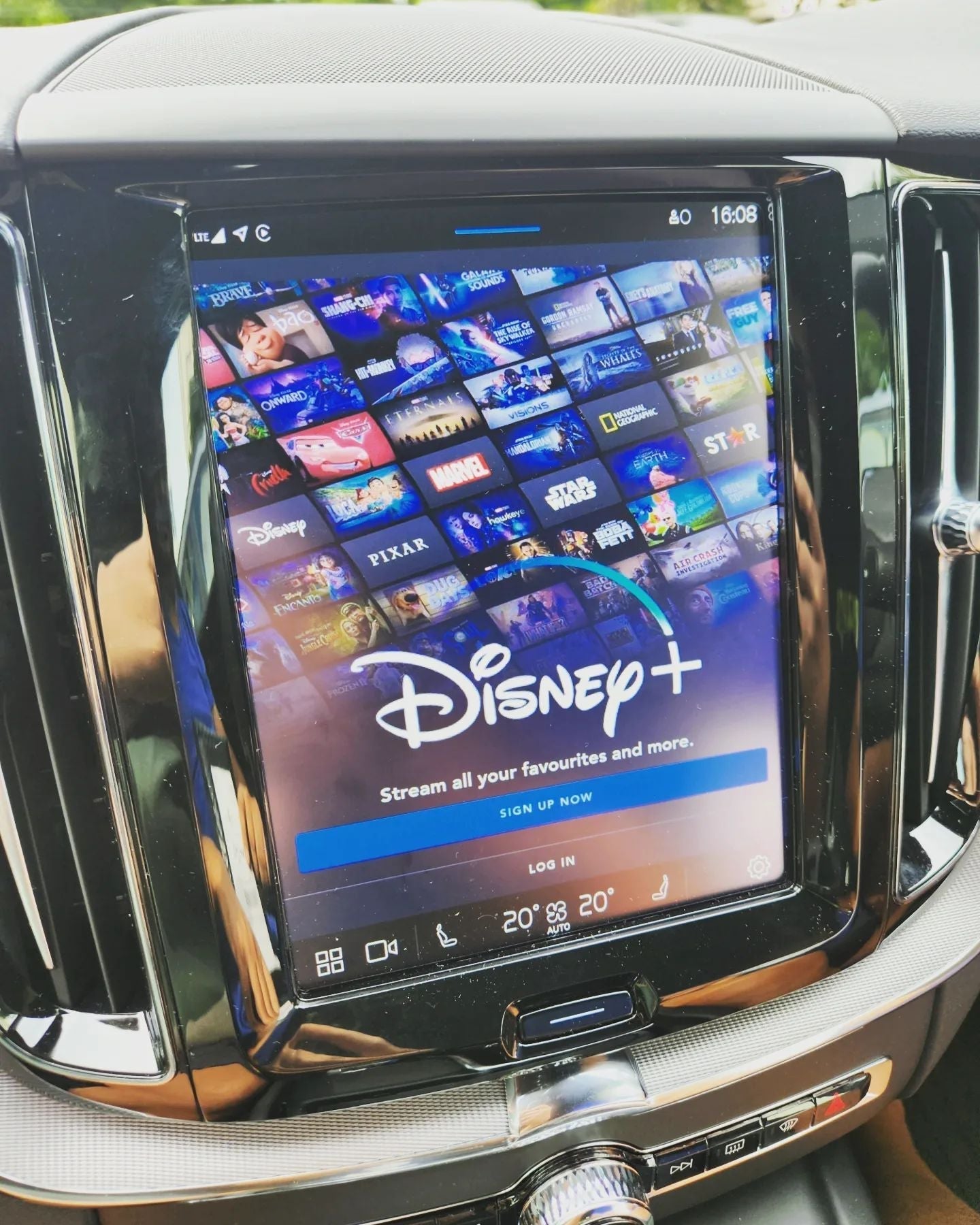 Youtube & Netflix AI-Box voor Volvo